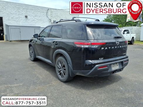 Used 2022 Nissan Pathfinder SV w/ SV Premium Package AWD/4WD image 5