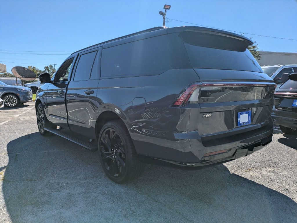 New 2027 Lincoln Navigator L Black Label AWD/4WD image 6