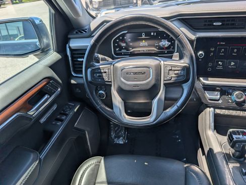 Used 2023 GMC Sierra 1500 Denali AWD/4WD image 18