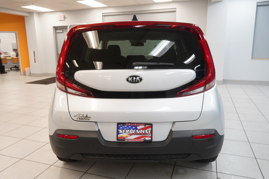 Used 2021 Kia Soul LX FWD image 8