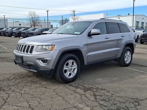 Used 2015 Jeep Grand Cherokee Laredo w/ Quick Order Package 23E image 6