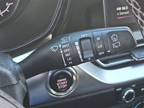 Used 2022 Kia Niro EX Premium image 19