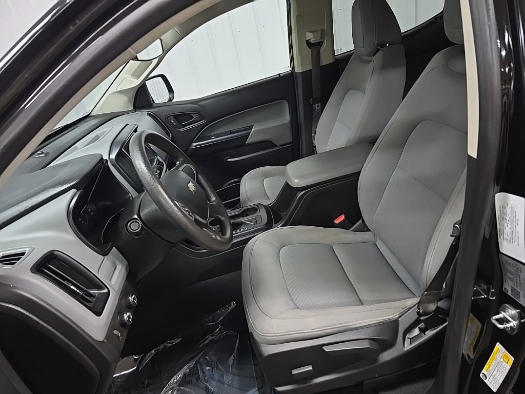 Used 2021 Chevrolet Colorado W/T w/ WT Convenience Package AWD/4WD image 29