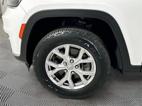 Used 2022 Jeep Grand Cherokee L Limited image 30
