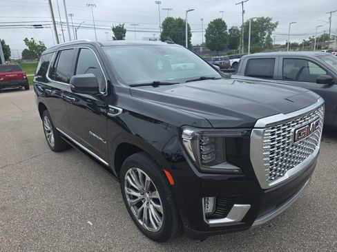 Used 2022 GMC Yukon Denali AWD/4WD image 11