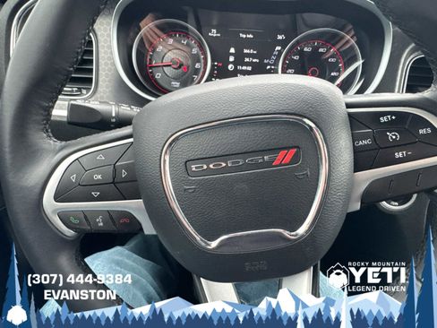 Used 2016 Dodge Charger SXT image 24