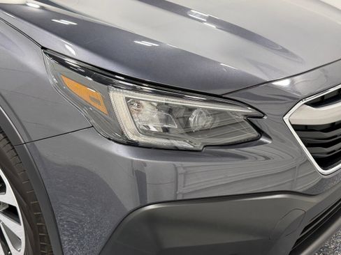 Used 2022 Subaru Outback Premium AWD/4WD image 18
