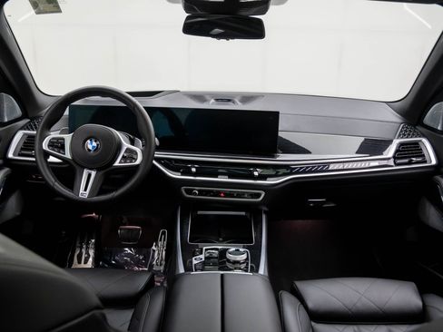 Certified 2025 BMW X5 M60i image 9
