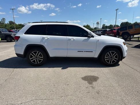 Used 2021 Jeep Grand Cherokee Trailhawk AWD/4WD image 6