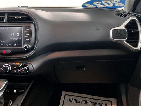 Used 2024 Kia Soul LX w/ Option Group 015 image 25