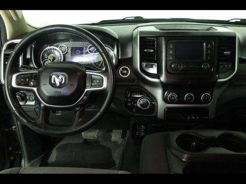 Used 2019 RAM 1500 Big Horn AWD/4WD image 16