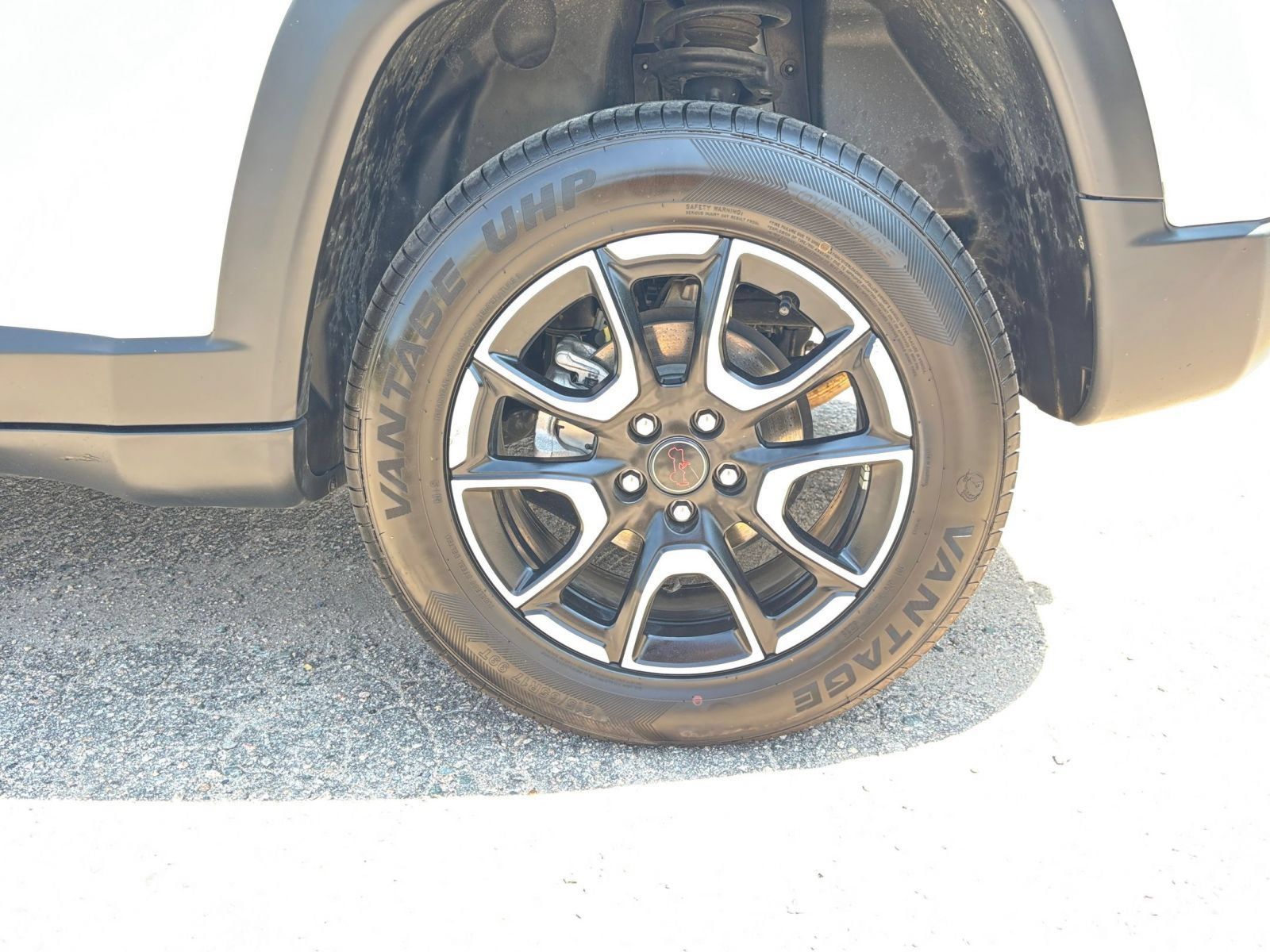 Used 2025 Jeep Compass Trailhawk AWD/4WD image 27