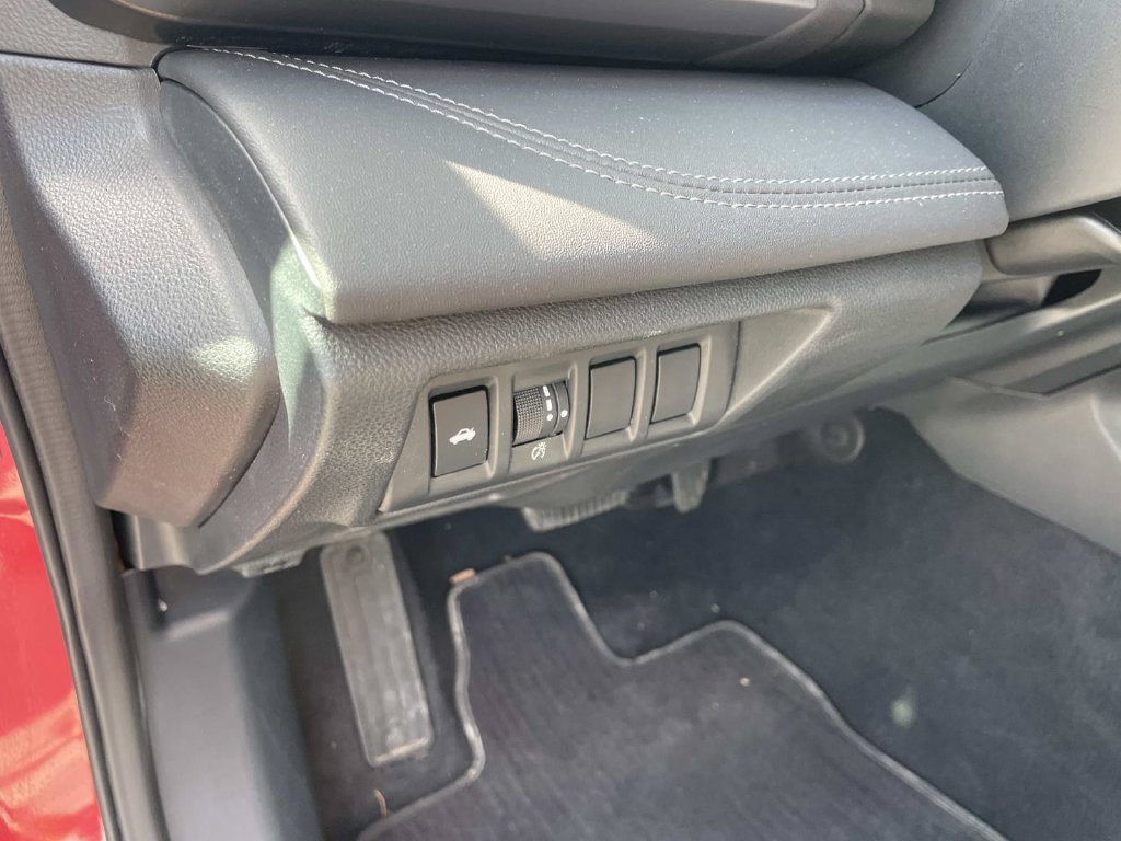 Used 2025 Subaru Legacy Limited AWD/4WD image 19