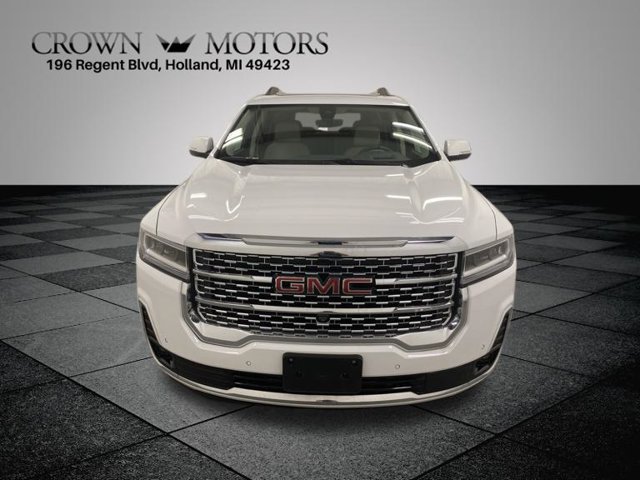 Used 2023 GMC Acadia Denali w/ Denali Technology Package AWD/4WD image 2