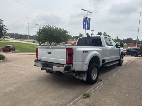 Used 2023 Ford F350 Lariat w/ FX4 Off-Road Package AWD/4WD image 8
