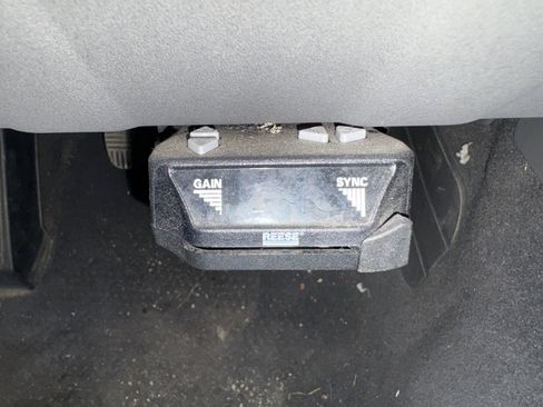 Used 2019 Nissan Frontier SV image 17