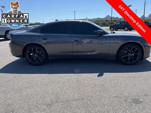 Used 2023 Dodge Charger SXT w/ Blacktop Package image 6