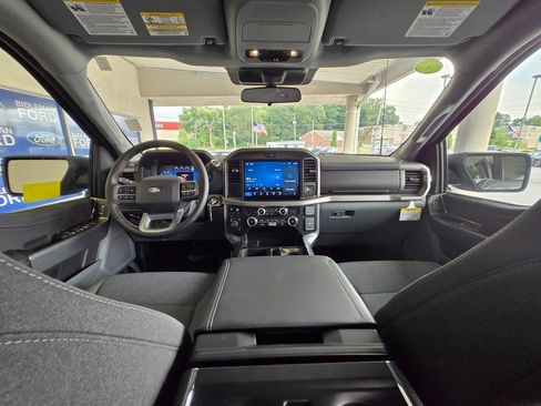 New 2025 Ford F150 XLT w/ Equipment Group 301A Standard image 27