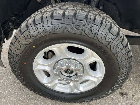 Used 2019 Ford F250 XLT w/ XLT Premium Package AWD/4WD image 16