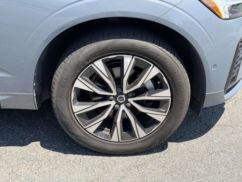 Used 2024 Volvo XC60 B5 Plus AWD/4WD image 25