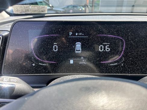 Certified 2024 Kia Sportage EX AWD/4WD image 23