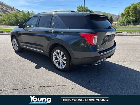 Used 2023 Ford Explorer Platinum w/ Technology Package AWD/4WD image 5