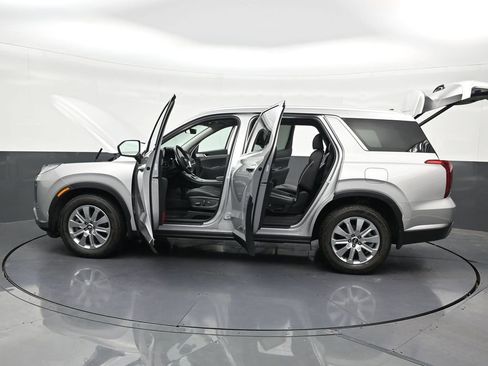 Used 2025 Hyundai Palisade SEL FWD image 34