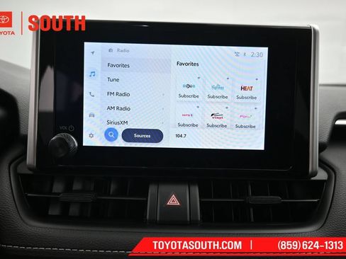 Used 2025 Toyota RAV4 XLE AWD/4WD image 14