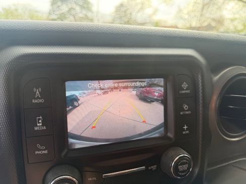 Used 2020 Jeep Wrangler Unlimited Sport image 5