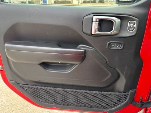 Used 2020 Jeep Wrangler Unlimited Sport image 19