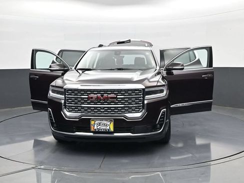Used 2021 GMC Acadia Denali w/ Denali Ultimate Package AWD/4WD image 32