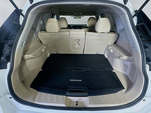 Used 2017 Nissan Rogue SV image 26