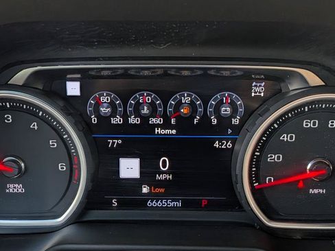 Used 2021 Chevrolet Tahoe Premier AWD/4WD image 17