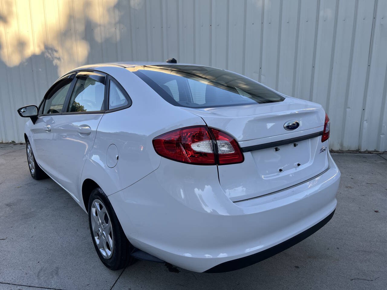 Used 2012 Ford Fiesta S FWD image 5