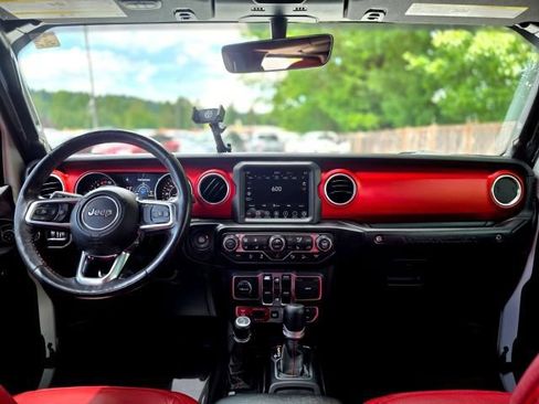 Used 2019 Jeep Wrangler Unlimited Rubicon AWD/4WD image 15