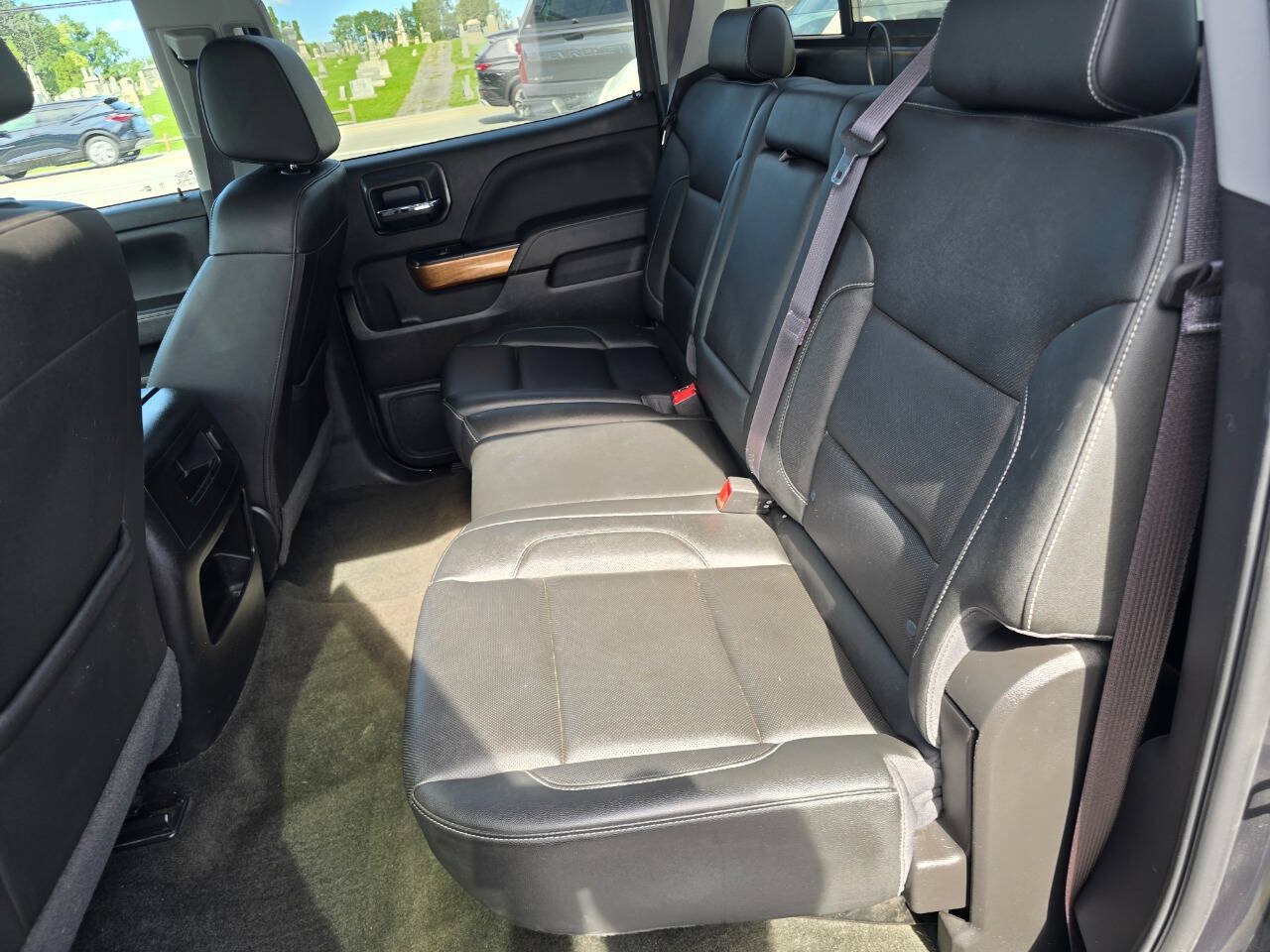 Used 2017 Chevrolet Silverado 1500 LTZ w/ LTZ Plus Package AWD/4WD image 23