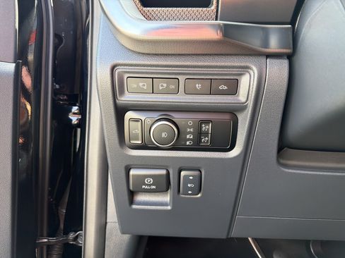 Used 2024 Ford F150 Raptor AWD/4WD image 17