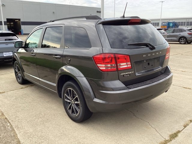 Used 2018 Dodge Journey SE w/ Connectivity Group FWD image 13