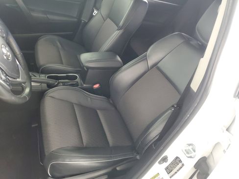 Used 2015 Toyota Corolla LE image 12