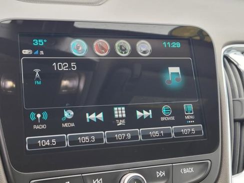 Used 2018 Chevrolet Malibu LT w/ Leather Package FWD image 23