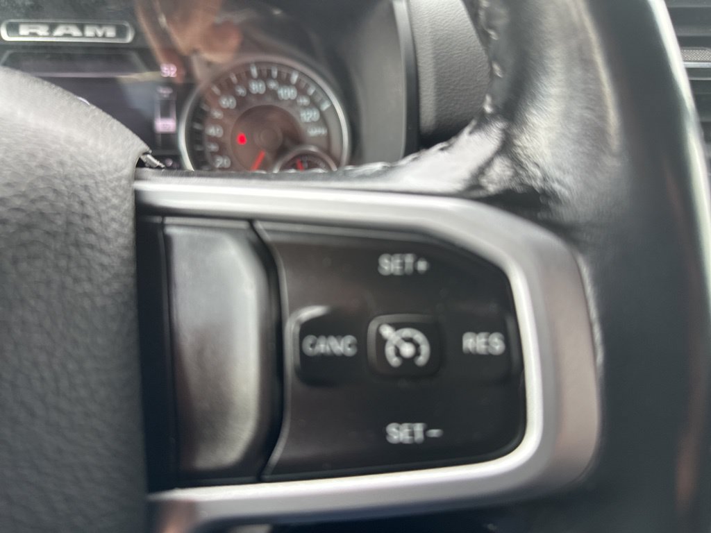 Used 2022 RAM 1500 Big Horn AWD/4WD image 29