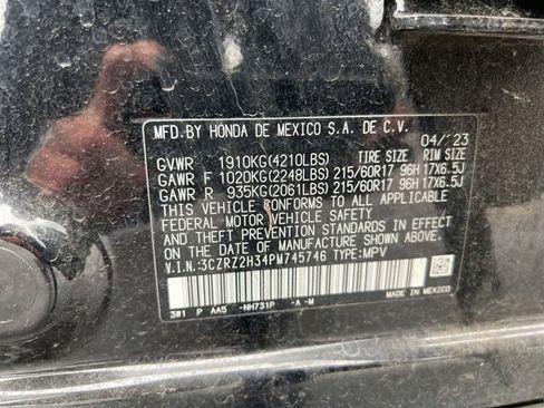 Used 2023 Honda HR-V LX image 11