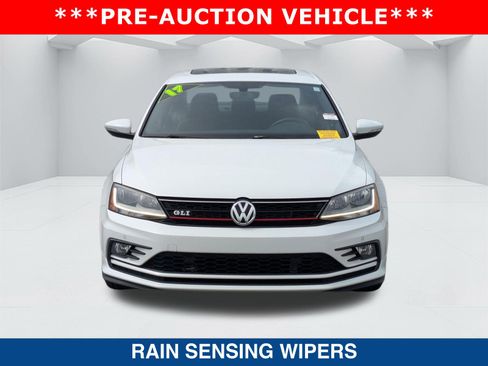 Used 2017 Volkswagen Jetta GLI FWD image 9