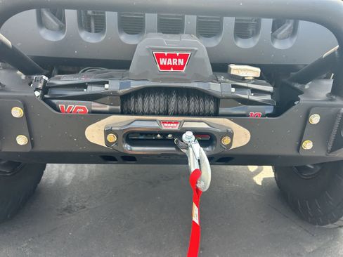 Used 2012 Jeep Wrangler Unlimited Sport image 15