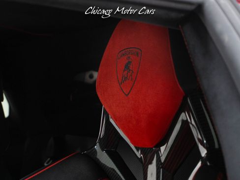 Used 2019 Lamborghini Aventador SVJ AWD/4WD image 29