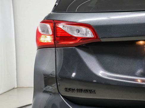 Used 2019 Chevrolet Equinox LT FWD image 11