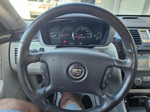 Used 2008 Cadillac DTS w/ Sun And Navigation Package image 16