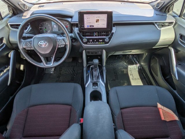 Used 2024 Toyota Corolla Cross AWD Hybrid w/ Moonroof Package image 14