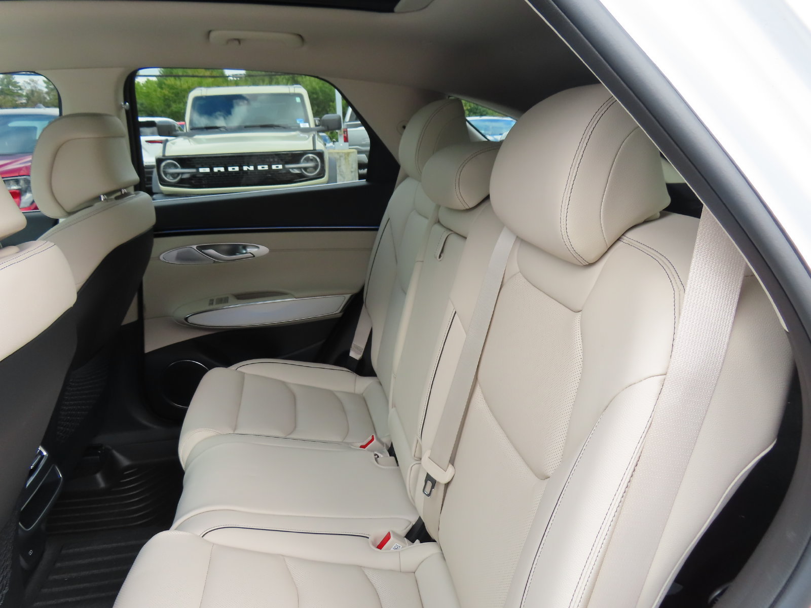 Used 2026 Genesis GV70 2.5T Advanced AWD/4WD image 35