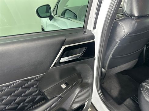 Used 2022 Mitsubishi Outlander SEL image 12